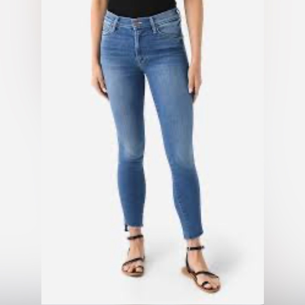 MOTHER the stunner zip ankle step fray jeans- Size 27